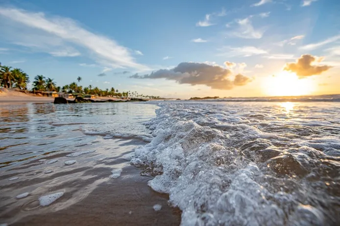 Praia de Santo Antônio conquista selo internacional Bandeira Azul